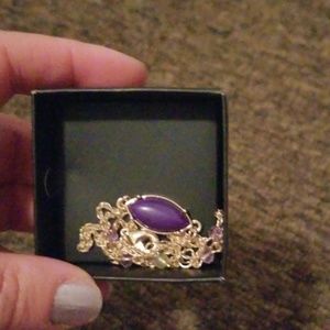 Chic pendant chocker purple